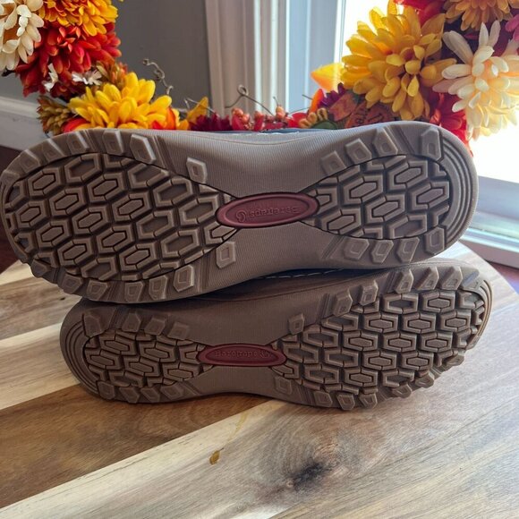 Baretraps Alta Womens Faux Shearling Snow Boot Sz 9M Brown Waterproof - Picture 11 of 12